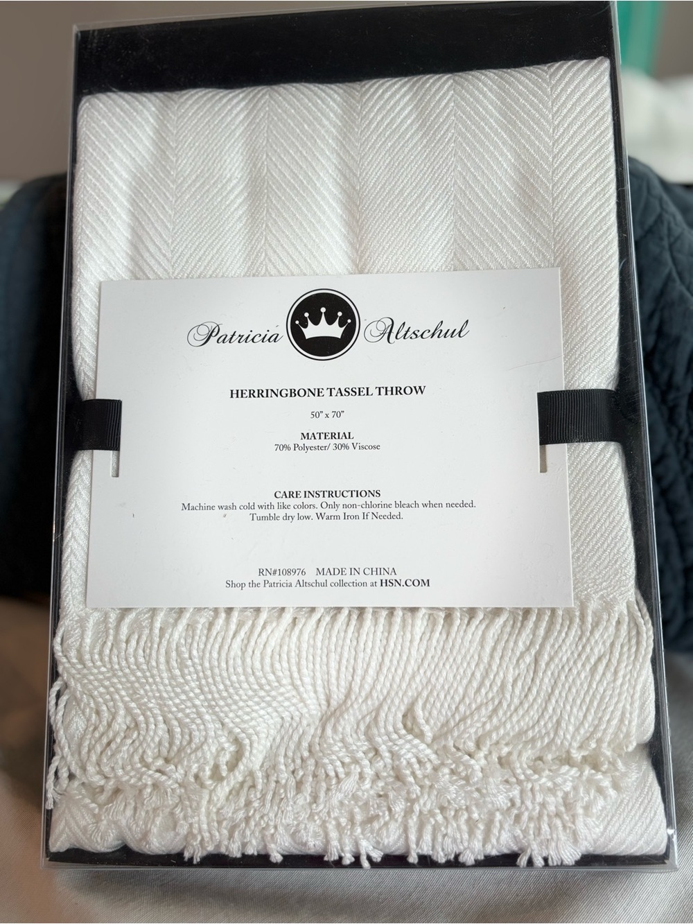 Patricia Altschul White Herringbone Tassel Throw Blanket 50x70 NWT